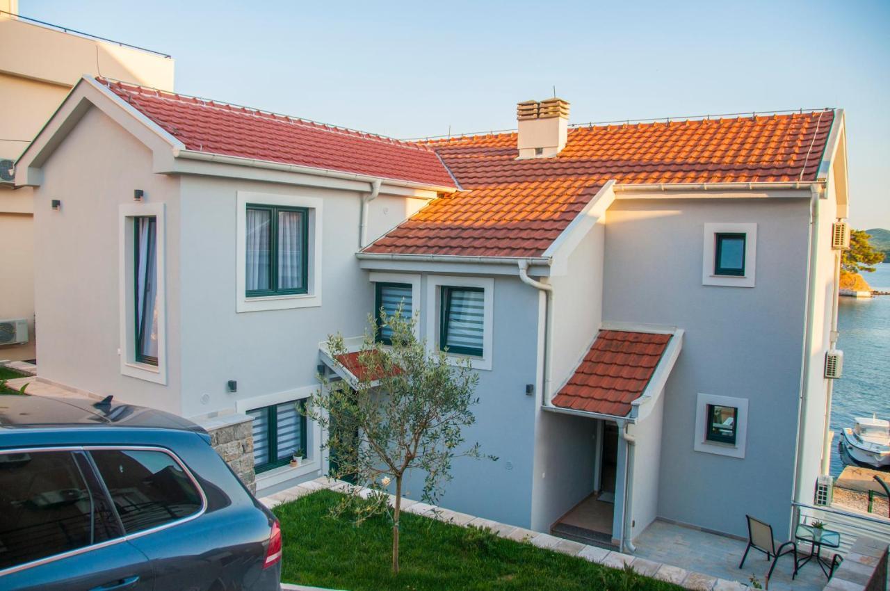 Beach Apartments Tivat Exterior foto